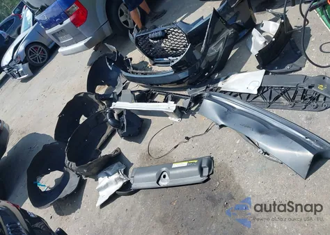 2018 Audi A4 2.0T Premium z USA, uszkodzony, nr VIN WAUENAF40JA113091